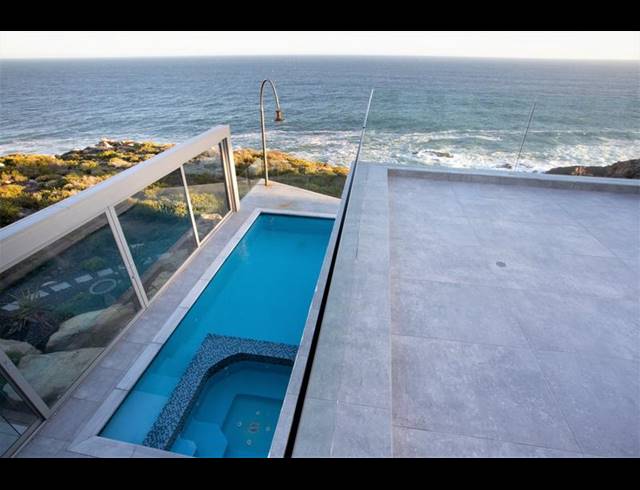 4 BEDROOM HOUSE FOR SALE IN PINNACLE POINT GOLF ESTATE